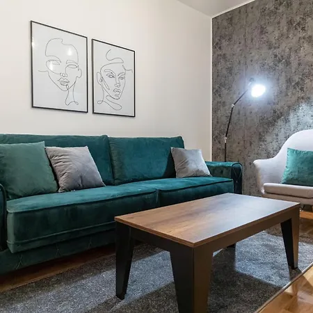 Live & Sleep * Novi Sad