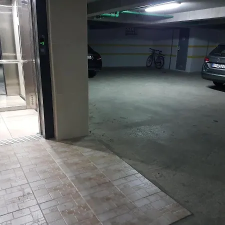 Live & Sleep * Novi Sad