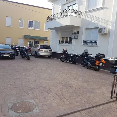 Live & Sleep Apartment Novi Sad