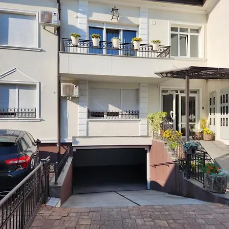 Live & Sleep Apartment Novi Sad