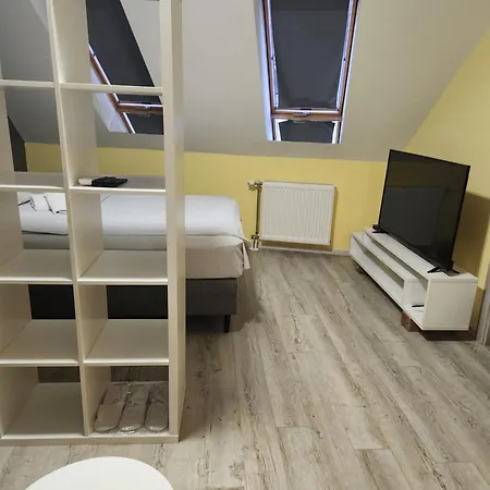 Live & Sleep Apartment Novi Sad