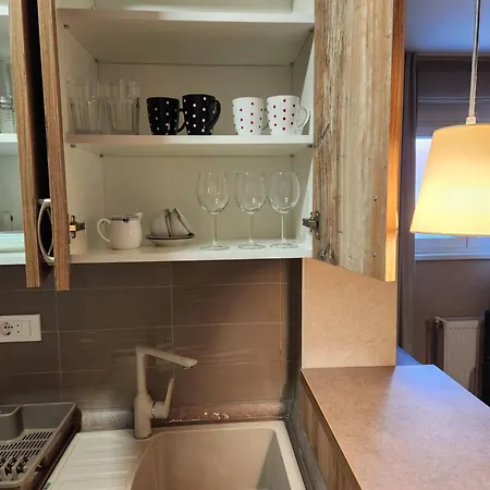 Live & Sleep * Novi Sad