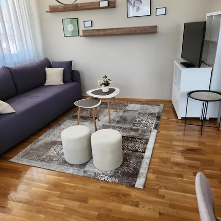 Apartment Live & Sleep *