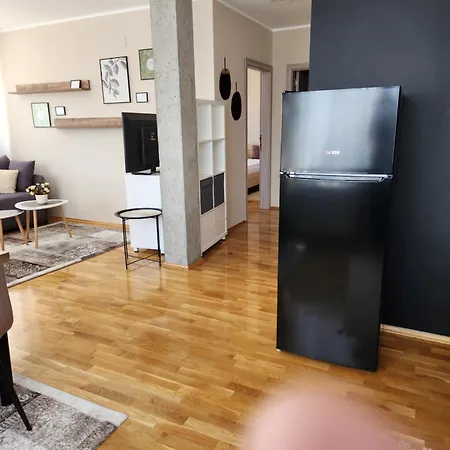 Live & Sleep Apartment Novi Sad