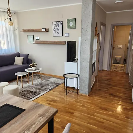 Live & Sleep Apartment