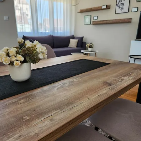 Apartment Live & Sleep *