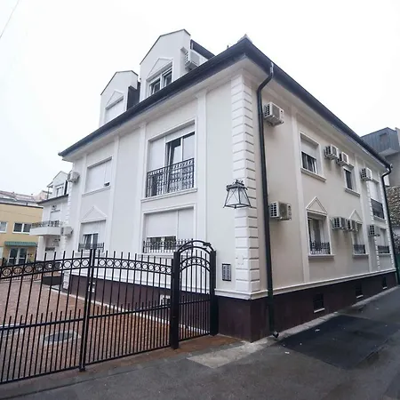 Live & Sleep Apartment Novi Sad